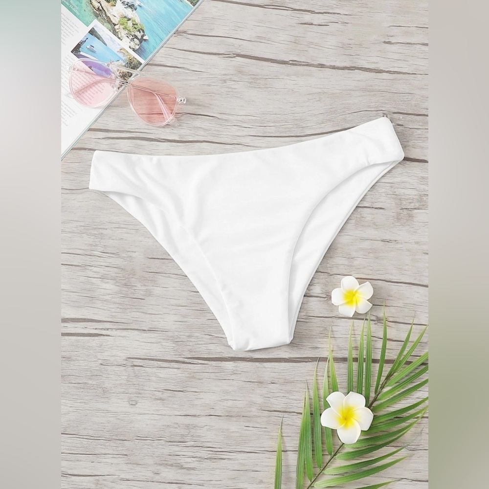NEW Shein Solid Swimming BOTTOM White Medium